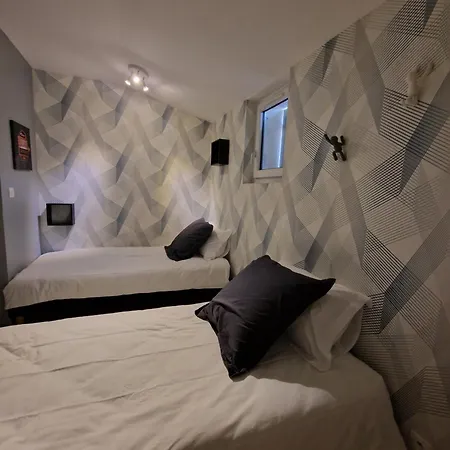 Σπίτι διακοπών Grand Le Saule En Scie - 3 Etoiles - Chauffe, 12 A 14 Pers, Jardin Clos, 30 Mn Puydufou *