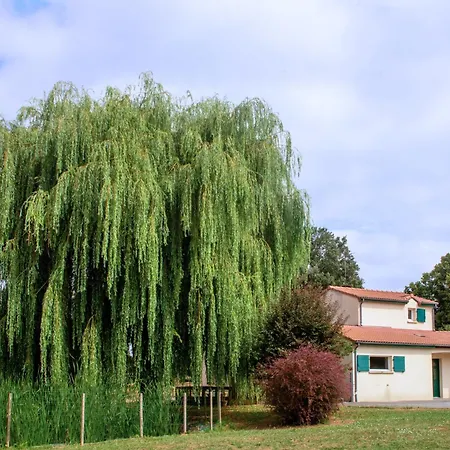 Grand Le Saule En Scie - 3 Etoiles - Chauffe, 12 A 14 Pers, Jardin Clos, 30 Mn Puydufou 度假居 Nueil-sous-les-Aubiers