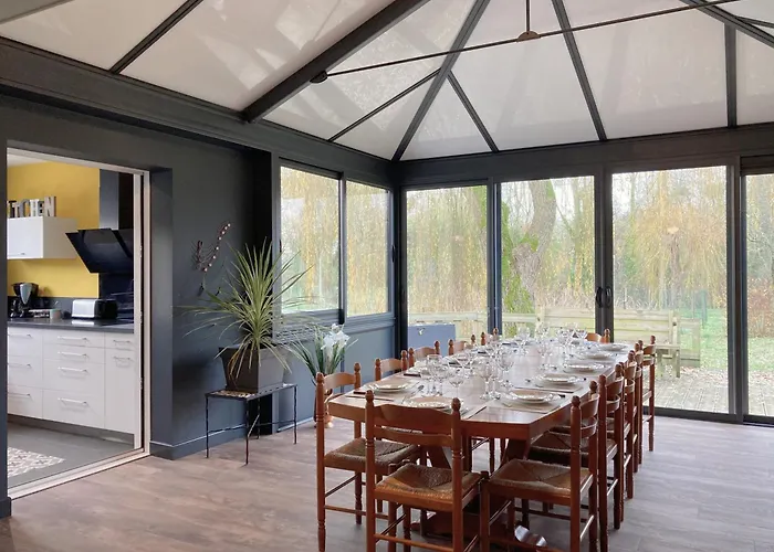 Grand Le Saule En Scie - 3 étoiles - Chauffé, 12 à 14 Pers, Jardin Clos, 30 Mn Puydufou