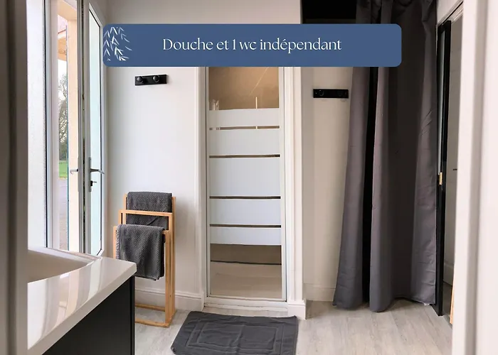 Grand Le Saule En Scie - 3 étoiles - Chauffé, 12 à 14 Pers, Jardin Clos, 30 Mn Puydufou Nueil-sous-les-Aubiers